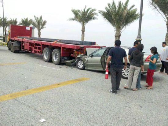 الحادث المروري الأخير الذي أودى بحياة شخص قبل يومين بعد اصطدامه بشاحنة من الخلف