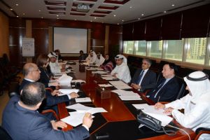 وزير 'الصناعة' يستقبل فريق العمل المشارك بالندوة الاقتصادية بلندن