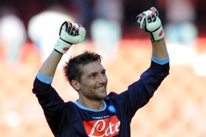 الحارس دي سانكتيس يعلن اعتزاله دوليا