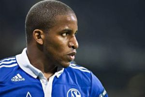 مشاركة فارفان غير مؤكدة امام ليفركوزن