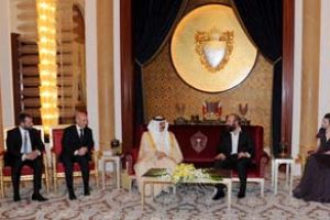 جلالة الملك يستقبل عدد من الممثلين الاتراك