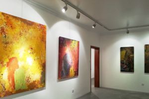 في معرض «المطالعة» بالبارح...فاطمة الحاج تستعيد طقوس القراءة