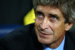 مانشستر سيتي يفاوض بيليجريني لخلافة مانشيني