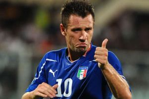 كاسانو يعود الى المران مع انترناسيونالي المبتلى بلعنة الاصابات