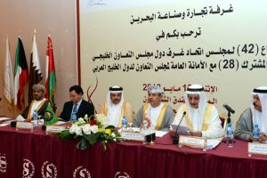 وزير الصناعة والتجارة يؤكد تزايد الناتج المحلى الإجمالي لعام 2011 بنسبة 28% ليحقق 1,4 ترليون دولار