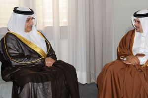 ولي العهد يستقبل رئيس الاتحاد الآسيوي لكرة القدم