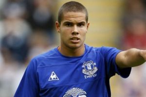 رودويل لاعب خط وسط مانشستر سيتي ينضم إلى منتخب انجلترا