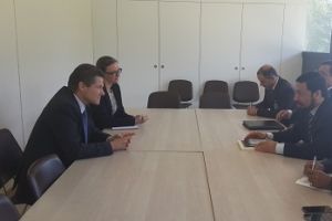 صلاح علي: العنف يمارس من مجموعات صغيرة تلقي الزجاجات الحارقة على الشرطة