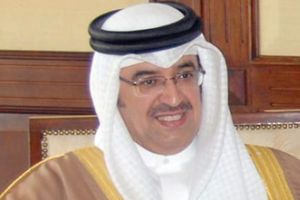 سفير البحرين لدى السعودية يحذر إيران من التدخل في شئون البحرين ويشدد على أن التاريخ لن يعود إلى الوراء