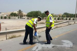 إصابة عائلة بحرينية بحادث مرور على شارع الشيخ خليفة...(شاهد الصور)