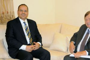 السفير الروسي يجدد دعم بلاده لـ 'الحوار' وصولاً لحل جميع المسائل المختلف عليها