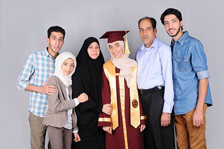 مريم إلياس سعيد آل رضي / 93.7 / الشروق الثانوية