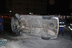 انقلاب سيارة بجبلة حبشي ولا إصابات...(شاهد الصور)