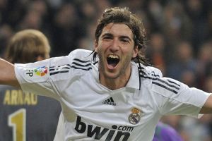 هيجوين عالق في ريال مدريد رغم تأكيده على الرحيل