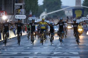 البريطاني فروم يتوج بلقب تور دو فرانس