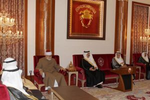 الملك يدشن مصحف البحرين