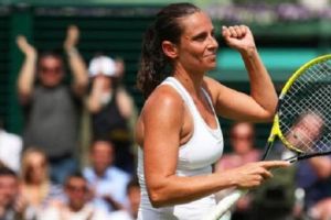 دورة تورونتو: فينتشي وستيفنس الى الدور الثاني