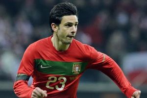 بلنسية الأسباني يتعاقد مع المهاجم البرتغالي المخضرم بوستيجا 