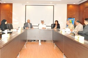 الوكيل المساعد للطرق تبحث مع حطاب مشاريع وطلبات الوسطى