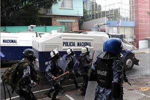 حكم برازيلي يستدعي قوات مكافحة الشغب عقب احتجاجات على ركلة جزاء