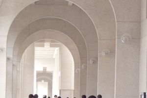'آداب' جامعة البحرين تحدِّث برامجها الأكاديمية