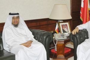 وزير العمل يبحث مع الزايد أوجه التعاون والتنسيق بين الوزارة وديوان الخدمة المدنية