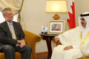 وزير الدولة لشؤون الاتصالات يستقبل السفير الأميركي
