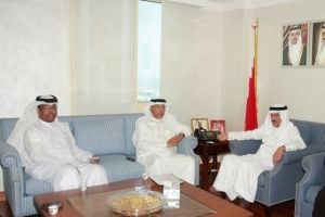 وزير الصحة يستقبل عضوي مجلس النواب حسن الدوسري وعبدالرحمن بومجيد	