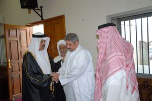 وزير 'التربية' يقدم التعازي لعائلة الطفل راشد فاضل بـ 'دار كليب'