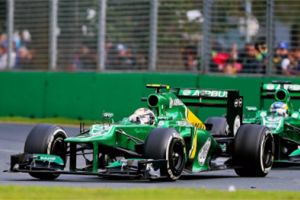 فريق كاترهام يستمد محركاته من رينو لثلاث سنوات أخرى