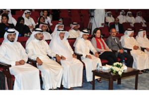 سمو الشيخ خالد بن حمد ينيب سمو الشيخ سلطان بن حمد لرعاية حفل اختتام مهرجان صيف المشاعر