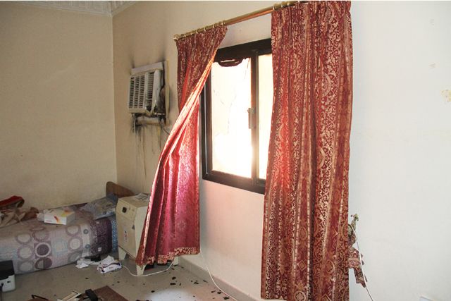 بعض أجزاء المنزل التي تعرّضت للحريق - تصوير : محمد المخرق