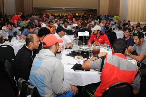 الفريق البحريني بقيادة ناصر بن حمد يستعد للمشاركة في بطولة الرجل الحديدي بفلوريدا