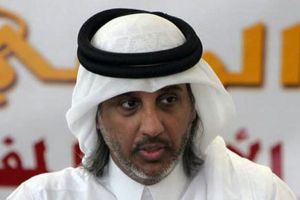 رئيس الاتحاد القطري يؤكد استمراره في منصبه رغم أزمته الصحية