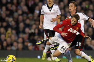 اتهام ريتر مدافع فولهام بالسلوك العنيف ضد يانوزاي لاعب مانشستر