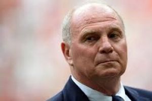 هوينيس يواجه الجمعية العمومية لبايرن ميونيخ بشان فضيحة التهرب الضريبي