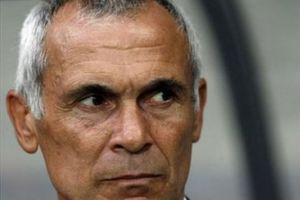 الوصل يتعاقد مع المدرب الأرجنتيني كوبر