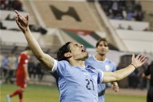 كافاني يؤكد صعوبة المباراة أمام الأردن وسواريز يحذر من المفاجآت