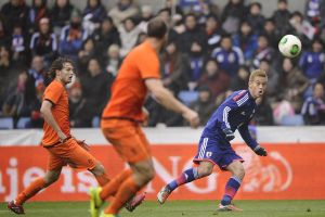 تعادل اليابان وهولندا 2-2