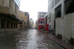 استمرار آثار الأمطار في مناطق البحرين منذ فجر أمس... (شاهد الصور)