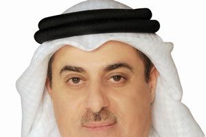 المير يقترح منع تقديم أو بيع الخمور على طيران الخليج