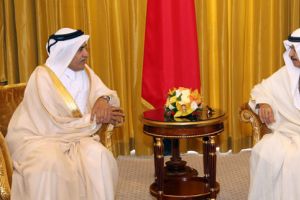 رئيس الوزراء يؤكد أهمية تكثيف التعاون والتنسيق بين البحرين وقطر