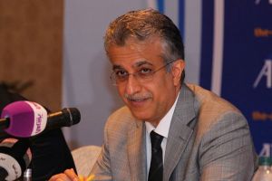 رئيس الاتحاد الآسيوي: موعد مونديال 2022 بيد الفيفا وقطر