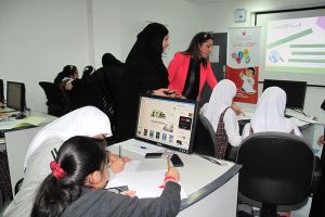 إدارة 'التجارة الإلكترونية' تقيم ورشة 'أمن الأطفال على الإنترنت'