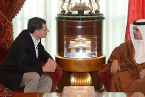 ولي العهد والسيناتور الأميركي باراسو يؤكدان على أهمية الجهود على مختلف الأصعدة لحفظ الأمن و الاستقرار