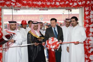 وزير الصناعة والتجارة يشيد بدور القطاع الخاص البحريني في استحداث المشاريع التجارية