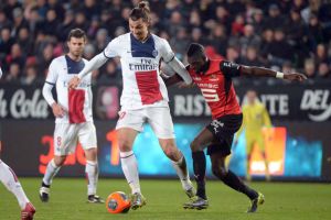 ابراهيموفيتش وكافاني يقودان باريس سان جيرمان لتخطي عقبة رين.. وموناكو يواصل المطاردة بالدوري الفرنسي