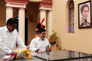 مارادونا في الجزائر لحضور احتفالية إطلاق الجيل الثالث للمحمول