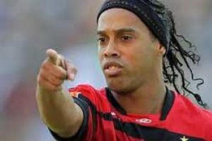 مونديال الاندية 2013: رونالدينيو للثأر واحراز اللقب الغائب عن خزائنه