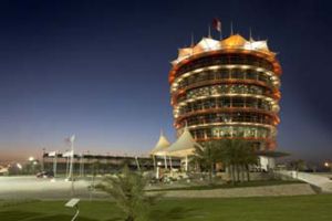 موعد جديد لمحبي السرعة والتسابق بفعاليات 'الحلبة لك' و'تجارب القيادة المثيرة'